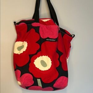 Marimekko Red and Pink Floral Women's Bag